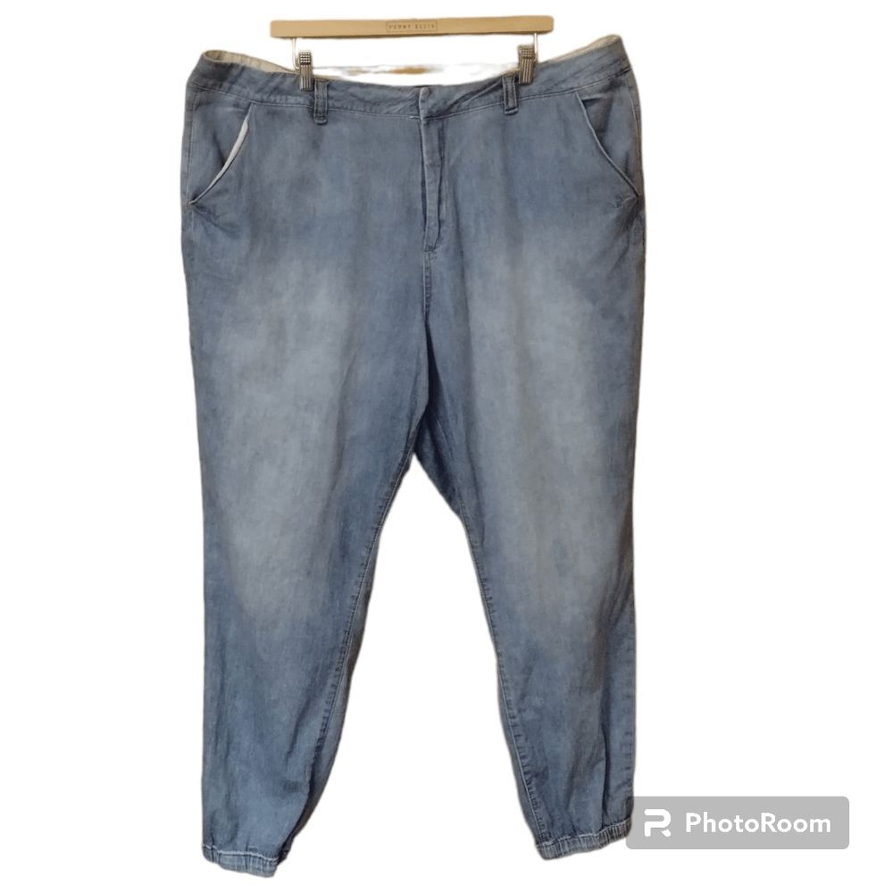 Forever 21 Plus Lightweight Elastic Ankle Jeans Sz 20 Relaxed Balloon Pants